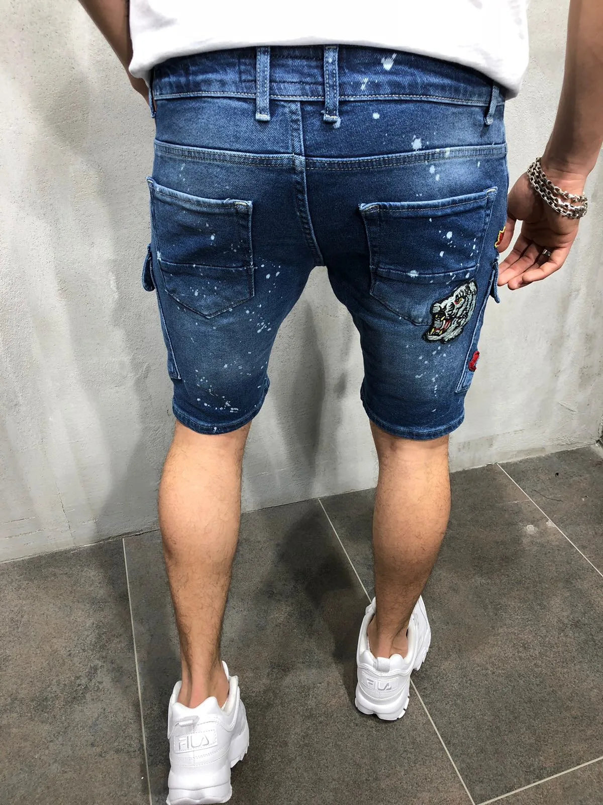 Summer New Men's Stretch Straight Short Jeans Fashion Casual Slim Fit High Quality Elastic Badge Pockets Hole Denim Shorts Male