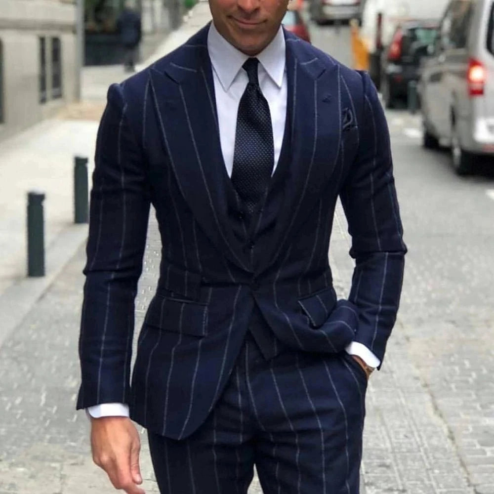 Classic Business Man Suit Single Breasted Blazer Customized Navy Stripes Jacket Vest Pants 3-Piece Groom Party Wedding Tuxedo