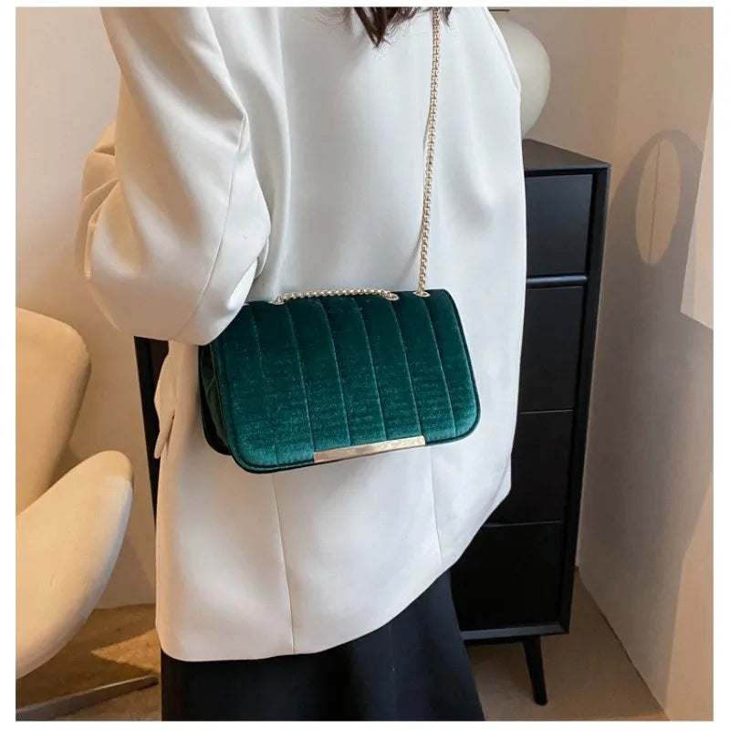 Luxury Red Velvet Crossbody Bags For Women Designer Small Shoulder Handbags Chain Messenger Bag Lady Mini Purses Hand Bag