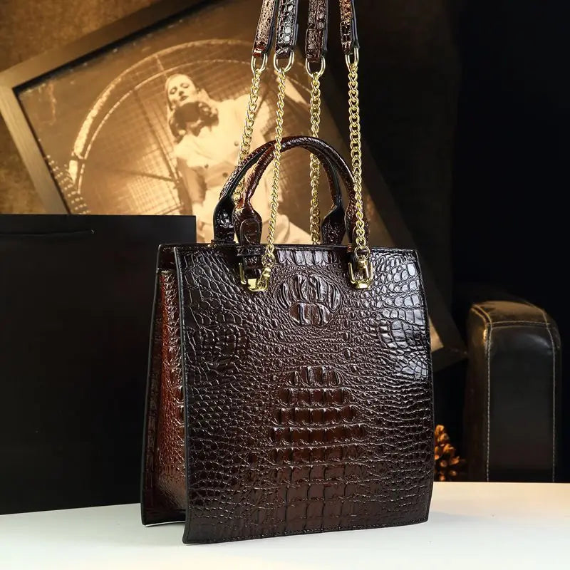 Luxury New Fashion Leather Women Handbags Crocodile Print Middle-aged Lady Mom Bag Leather Woman Bag Single Shoulder Tote Bags