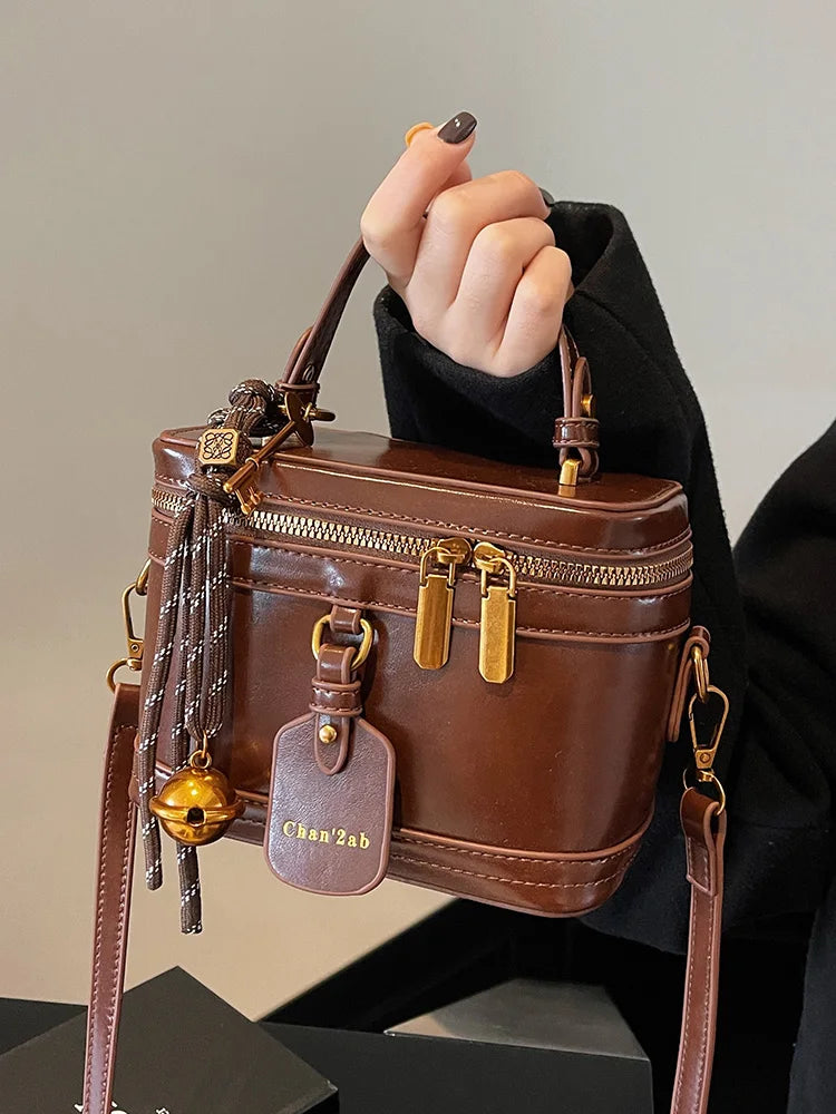 Luxury Burgundy Crossbody Bag 2025 New Women's Double Zipper Letter Design Underarm Bags Elegant High End Ladies Handbag Trend