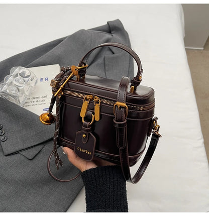 Luxury Burgundy Crossbody Bag 2025 New Women's Double Zipper Letter Design Underarm Bags Elegant High End Ladies Handbag Trend