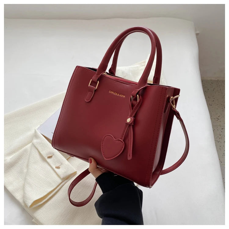 Luxury Designer Red Shoulder Bag Women's Wedding Bags 2023 New Fashion Tassel Crossbody Bag Large Capacity Bride Handbags