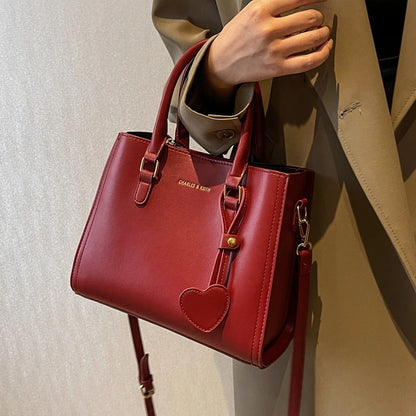 Luxury Designer Red Shoulder Bag Women's Wedding Bags 2023 New Fashion Tassel Crossbody Bag Large Capacity Bride Handbags