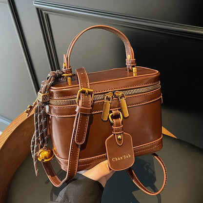 Luxury Burgundy Crossbody Bag 2025 New Women's Double Zipper Letter Design Underarm Bags Elegant High End Ladies Handbag Trend