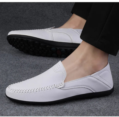 Men's fashion leather shoes four season soft sole non slip outdoor plus size casual leather shoes business party Joker tide shoe