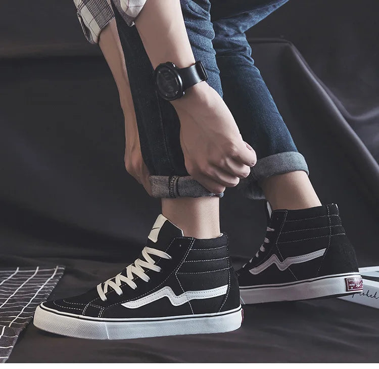 Spring New Shoes for Men Women Canvas Casual Shoes High Tops Flat Skateboard Vulcanized Shoes Lovers Cool Lace-up Sneaker