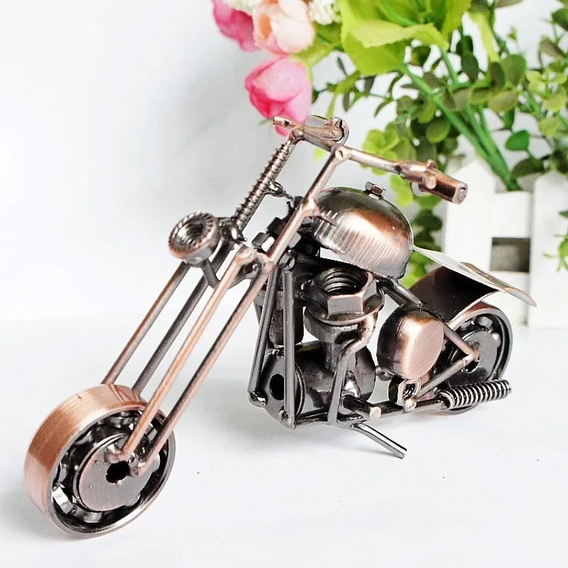 Retro Iron Art Motorcycle Model Ornaments Art Nostalgia Collection Harley Motorcycle Figurines Sculpture for Home Decor