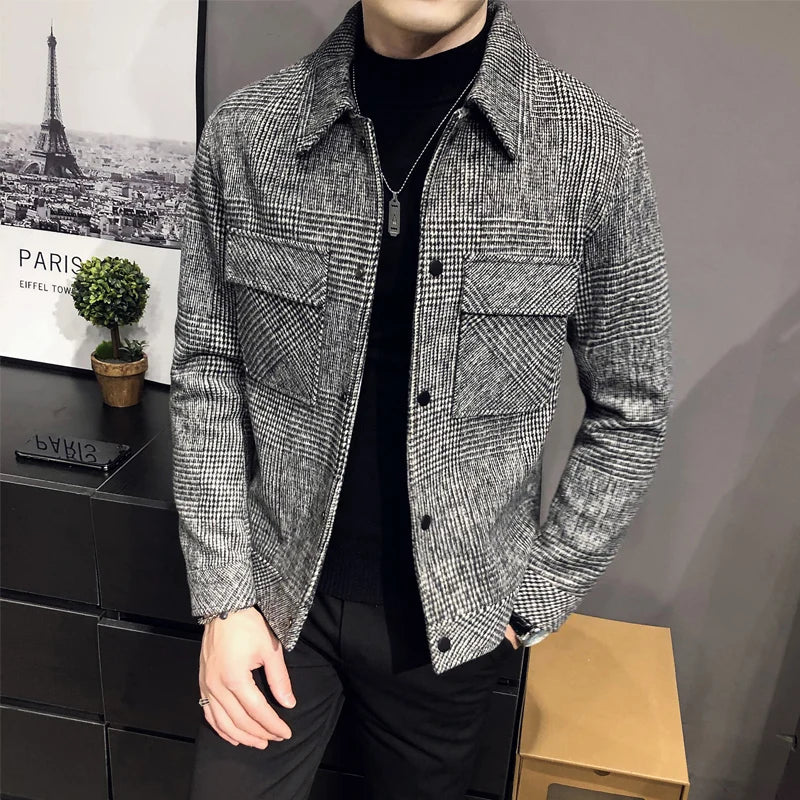 2024Autumn/Winter Men Polo Neck Woolen Jacket Fashion Slim Fit Suit Coat HighQuality Checkered Multi Pocket Korean Casual Jacket