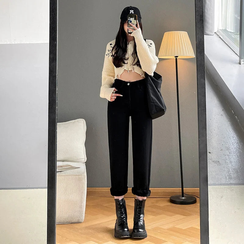 Women Straight Trousers Beige Keep Warm Fur Denim Jeans Thick Velvet Herm Pants Casual Vintage Female Winter Fleece Baggy Pants