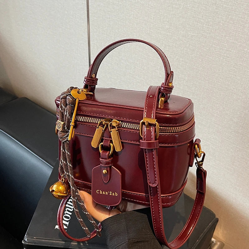 Luxury Burgundy Crossbody Bag 2025 New Women's Double Zipper Letter Design Underarm Bags Elegant High End Ladies Handbag Trend