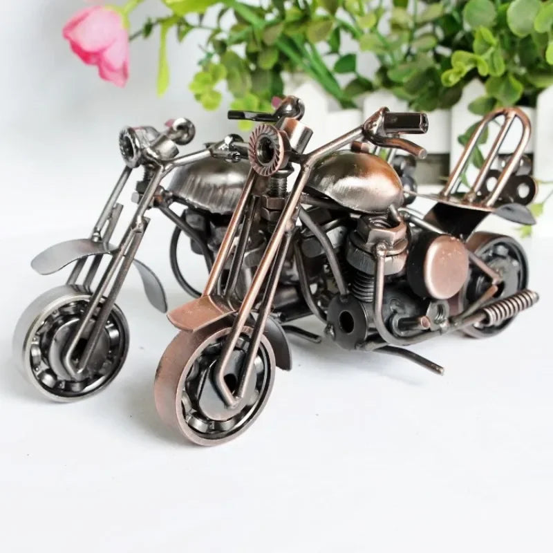 Retro Iron Art Motorcycle Model Ornaments Art Nostalgia Collection Harley Motorcycle Figurines Sculpture for Home Decor