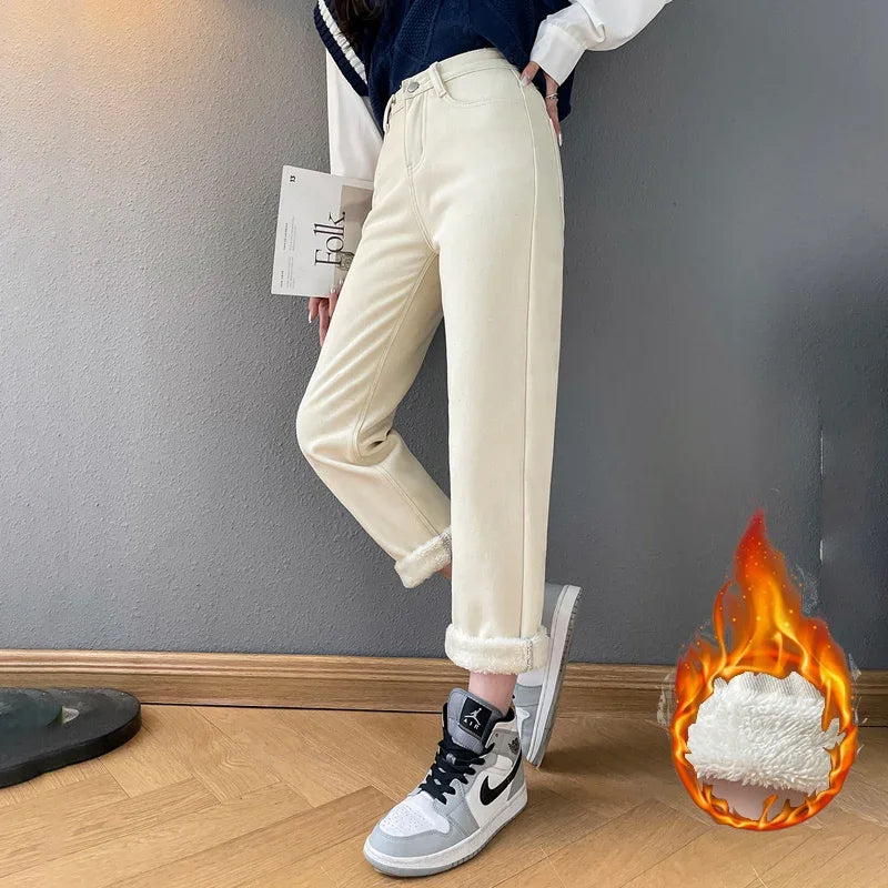 Women Straight Trousers Beige Keep Warm Fur Denim Jeans Thick Velvet Herm Pants Casual Vintage Female Winter Fleece Baggy Pants