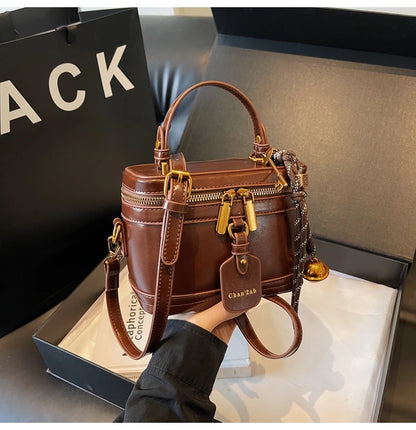 Luxury Burgundy Crossbody Bag 2025 New Women's Double Zipper Letter Design Underarm Bags Elegant High End Ladies Handbag Trend