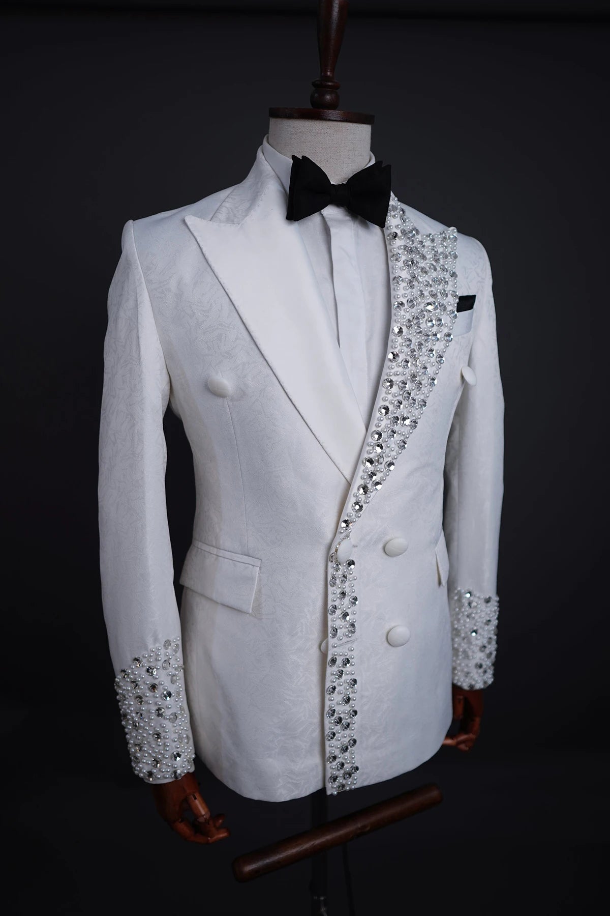 Wedding Men Suits Tuxedos New Modern Crystal Suit Peaked Lapel Single Breasted Sparkly Diamond Men's Blazers Customized