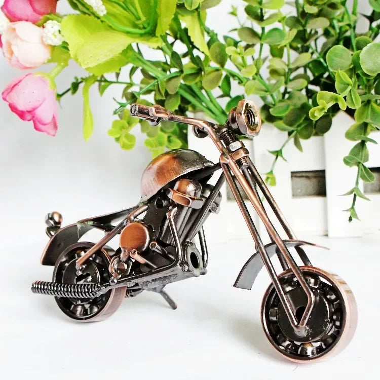 Retro Iron Art Motorcycle Model Ornaments Art Nostalgia Collection Harley Motorcycle Figurines Sculpture for Home Decor