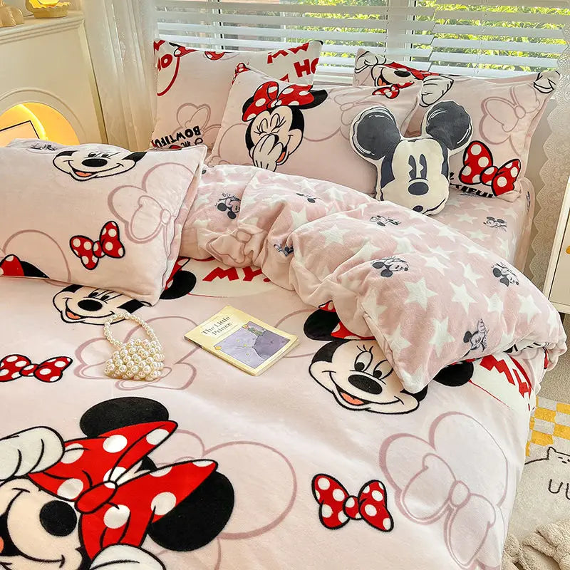 Pooh Bear Daisy Mickey Lotso Minnie cute cartoon pattern soft and warm milk velvet bed sheet and quilt cover four-piece set