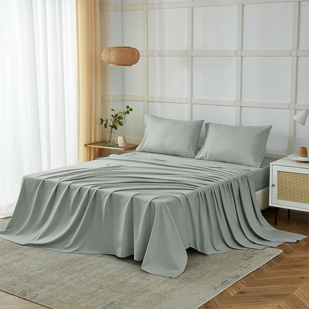 Four-Piece Solid Beding Set Luxury 100% Polyester Cooling Bed Sheets Set Soft Fitted sheet & Bed Sheet & Pillowcases