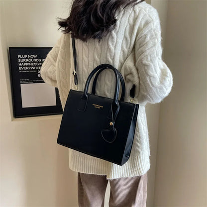 Fashionable Lightweight Solid Color Luxury Crossbody Bag Versatile Shoulder Bag Large Capacity Handheld Tote Bag For Women