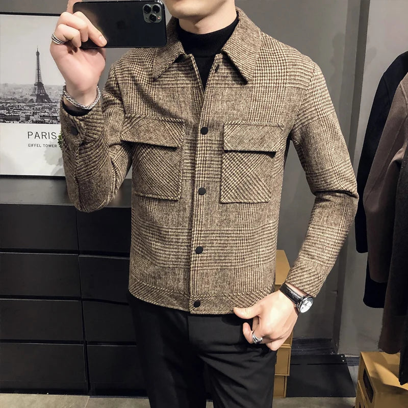 2024Autumn/Winter Men Polo Neck Woolen Jacket Fashion Slim Fit Suit Coat HighQuality Checkered Multi Pocket Korean Casual Jacket