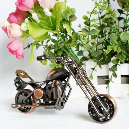 Retro Iron Art Motorcycle Model Ornaments Art Nostalgia Collection Harley Motorcycle Figurines Sculpture for Home Decor