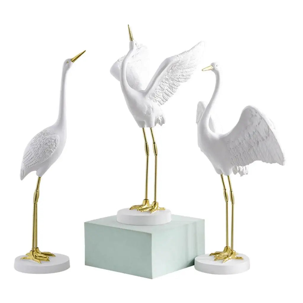 Modern Resin Crane Indoor Sculptures and Statues, Wedding Decoration Art Decor for Friends Coffee House