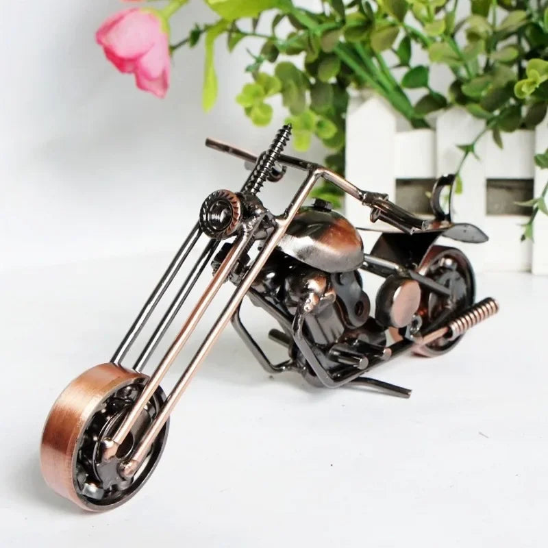 Retro Iron Art Motorcycle Model Ornaments Art Nostalgia Collection Harley Motorcycle Figurines Sculpture for Home Decor